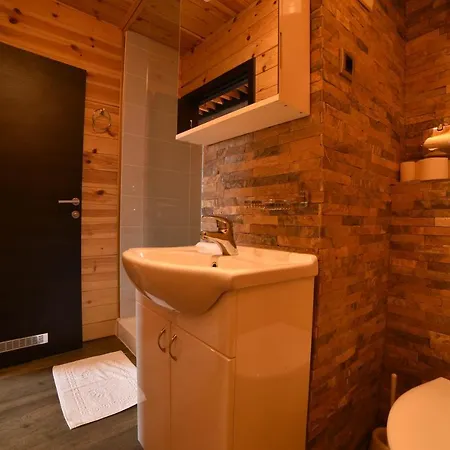 Jollykop アパート *